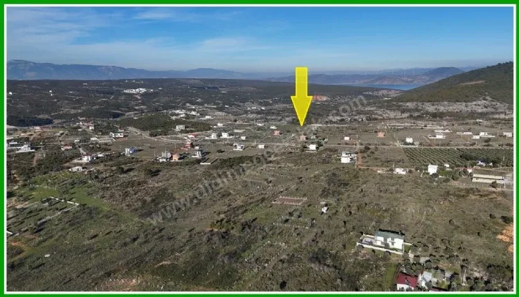 Balova 1’de Yeşil Alan Manzaralı Köşe Parsel Satılık Arsa