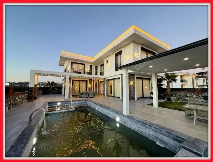 Didim'de Full Eşyalı 4+1 Villa