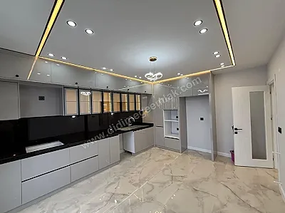 AYDIN Didim Efeler Satılık 4+1 Villa - Fotoğraf 8