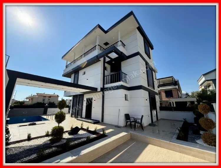 Didim Altınkum Sahiline 1 Km Mesafede Satılık 4+1 Villa