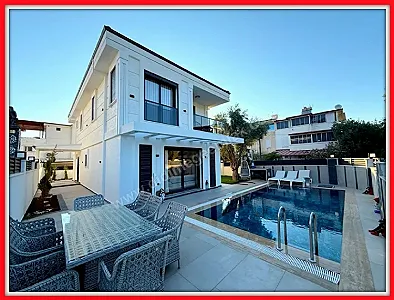 AYDIN Didim Akbük Satılık 4+1 Villa - Fotoğraf 1