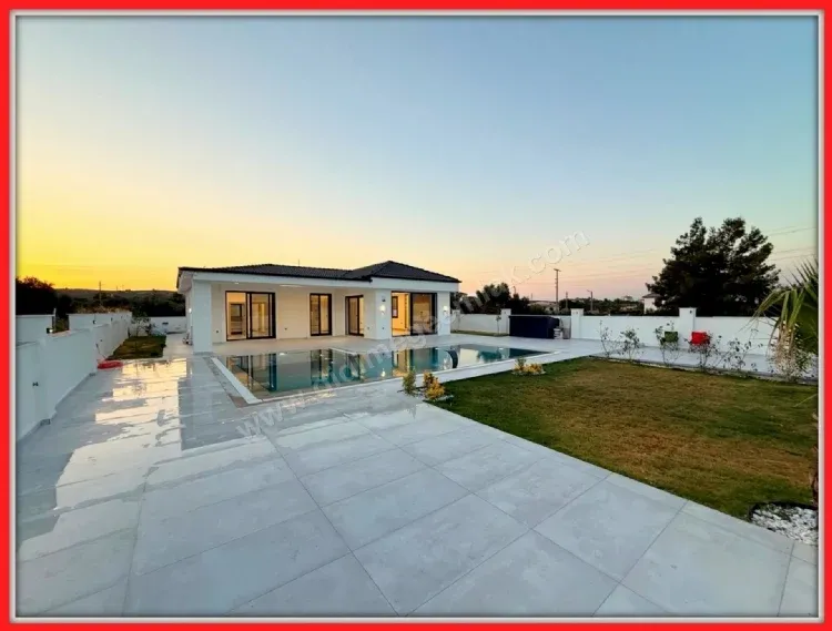 Didim'de Tek Katlı 3+1 Villa
